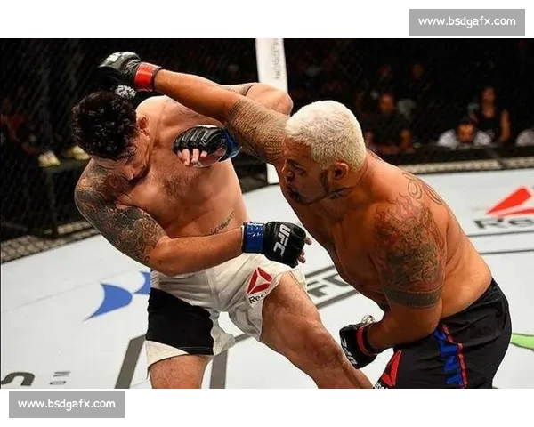 马克亨特对决战警巅峰重炮碰撞硬汉意志终极较量之夜世界级拳力盛宴 马克亨特对决战警巅峰重炮碰撞硬汉意志终极较量之夜世界级拳力盛宴